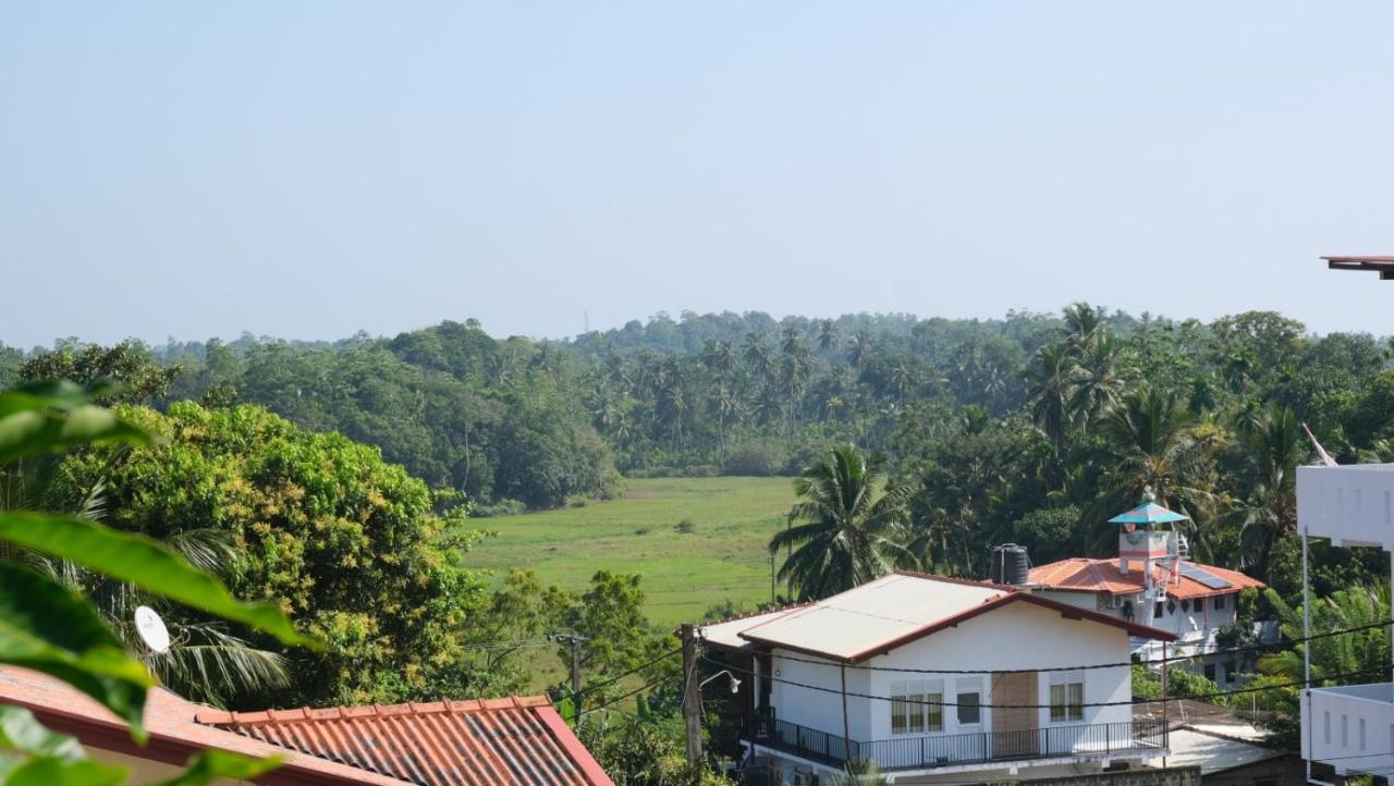Villa Hilltop By Yehansa With Unlimited Fiber Wifi Хиккадува Экстерьер фото